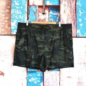 Women's Athletic Works Moisture Wicking Short Drawstring 3XLARGE Green Camo
